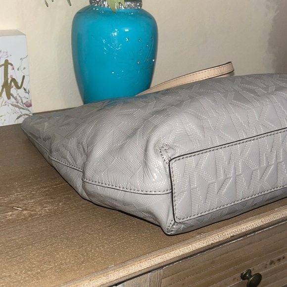 Michael Kors Jet Set Chain Tote EUC - Picture 8 of 12